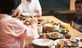 娱乐吃瓜酱饭桌,揭秘娱乐圈幕后故事与趣味瞬间